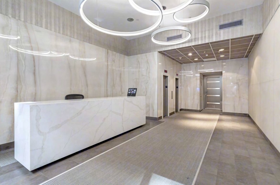 22 West 21st Street &mdash; attended building lobby